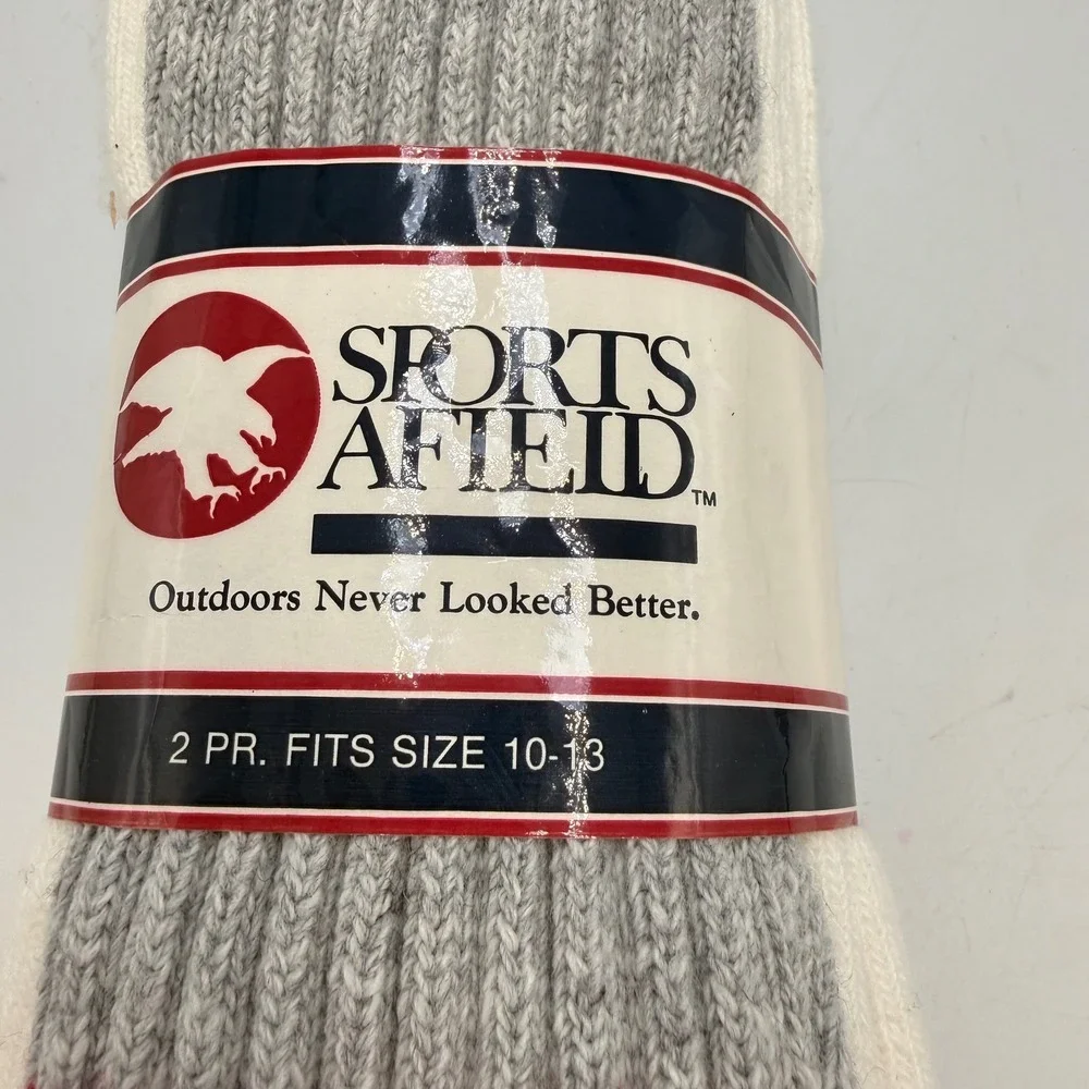 Vintage 80s Sports Afield 2 Pack Men Crew Socks Gray Red USA Made 10-13 New